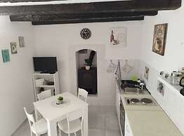 Apartment Leo Povile
