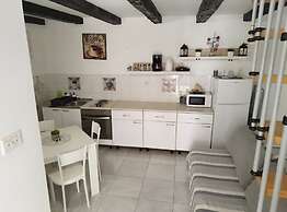 Apartment Leo Povile