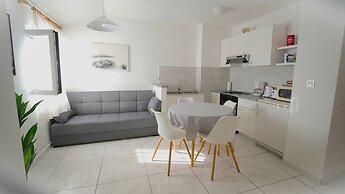 Apartment Blue Horizon