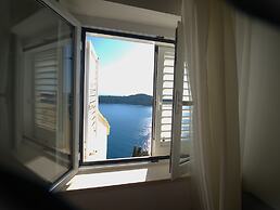 Apartment Blue Horizon