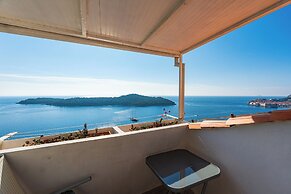 Apartment Blue Horizon