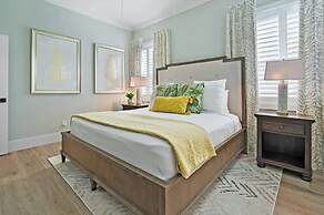 2 Steps to Ice Plant Downtown St Aug Beach Club