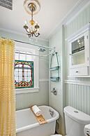 Mariners Cottage Steps to Sand Sparkling Pool