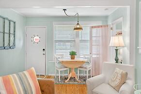 Mariners Cottage Steps to Sand Sparkling Pool