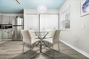 Uptown Gem The Castaway Cottage Dog Friendly