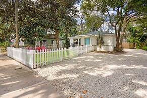 Uptown Gem The Castaway Cottage Dog Friendly