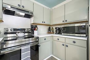 Uptown Gem The Castaway Cottage Dog Friendly