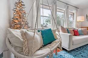 Pink House in Prime Location Dogs Ok Walk to DT