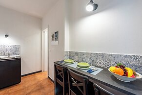 Vernazza Apartments