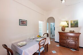 Vernazza Apartments