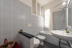 Vernazza Apartments