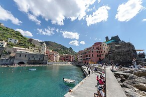 Balcony Apartment Vernazza