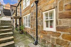 Cottage in Whitby Near Stunning Beaches