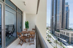 Lux BnB Creek Side 18