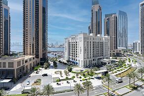 Lux BnB Creek Side 18