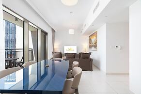 Lux BnB Creek Side 18