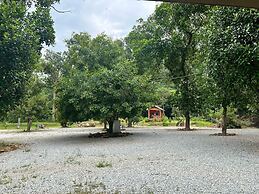 Capital O 91152 Jerot Dusun Campsite