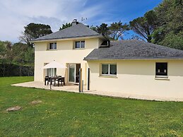Holiday Home in Hanvec for 5