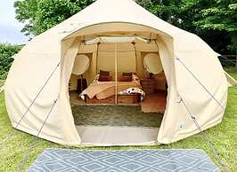 Luxury Glamping The Wye Valley for 2 to 6 Guests