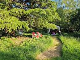 Luxury Glamping The Wye Valley for 2 to 6 Guests