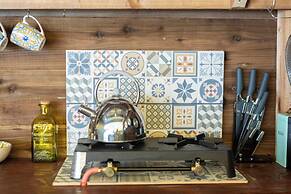 Luxury Glamping The Wye Valley for 2 to 6 Guests