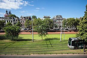 Maurits Apartments & Suites