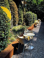 Maurits Apartments & Suites