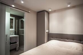 Maurits Apartments & Suites