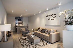 Maurits Apartments & Suites