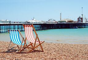 Apartment in Brighton Near the Beach