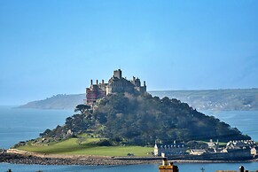 Maisonette in Marazion With St Michael's View