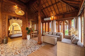 Dani Beach Villa Penuktukan