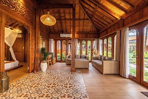 Dani Beach Villa Penuktukan