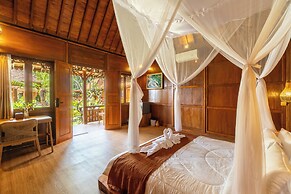 Dani Beach Villa Penuktukan