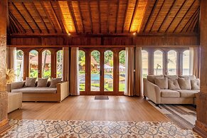 Dani Beach Villa Penuktukan