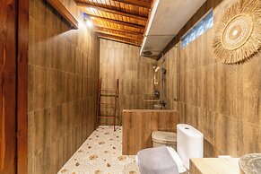 Dani Beach Villa Penuktukan