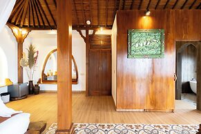 Dani Beach Villa Penuktukan