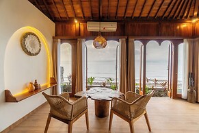 Dani Beach Villa Penuktukan