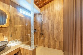 Dani Beach Villa Penuktukan