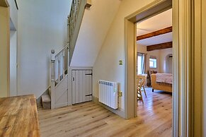 Cottage in Hemingby With Countryside Views
