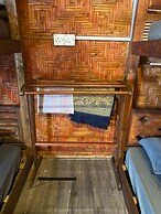 SPOT ON 91156 Bakau Hijau Riverlodge