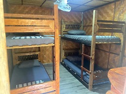 SPOT ON 91156 Bakau Hijau Riverlodge