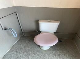 SPOT ON 91156 Bakau Hijau Riverlodge