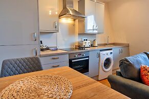 Apartment in Matlock Near Peak District Trails