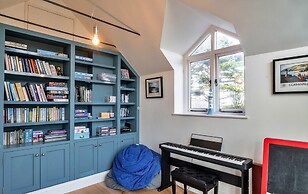 Cottage in Cornwall With Sea Views & BBQ