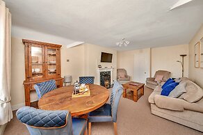 Lodge in Thirsk With Scenic Trails & Spa