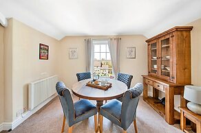 Lodge in Thirsk With Scenic Trails & Spa