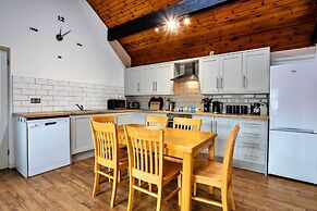 Bungalow in Mainsforth With Games Room