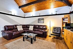 Bungalow in Mainsforth With Games Room