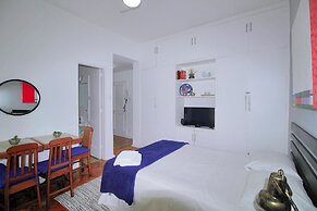 Studio Completo em Ipanema C063